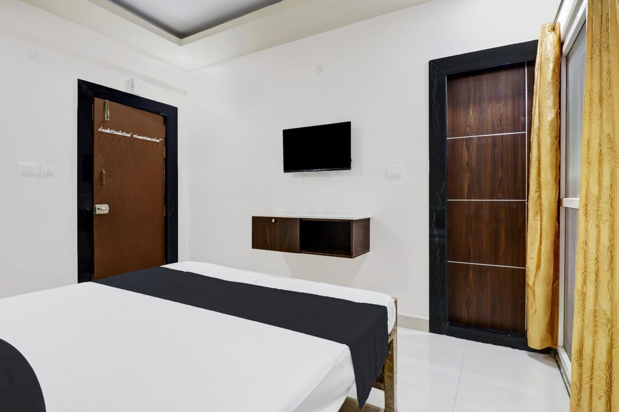 Super Hotel O Sri Harshitha Grand Near Zudio - Star Bazaar, Kundalhalli Gate バンガロール エクステリア 写真