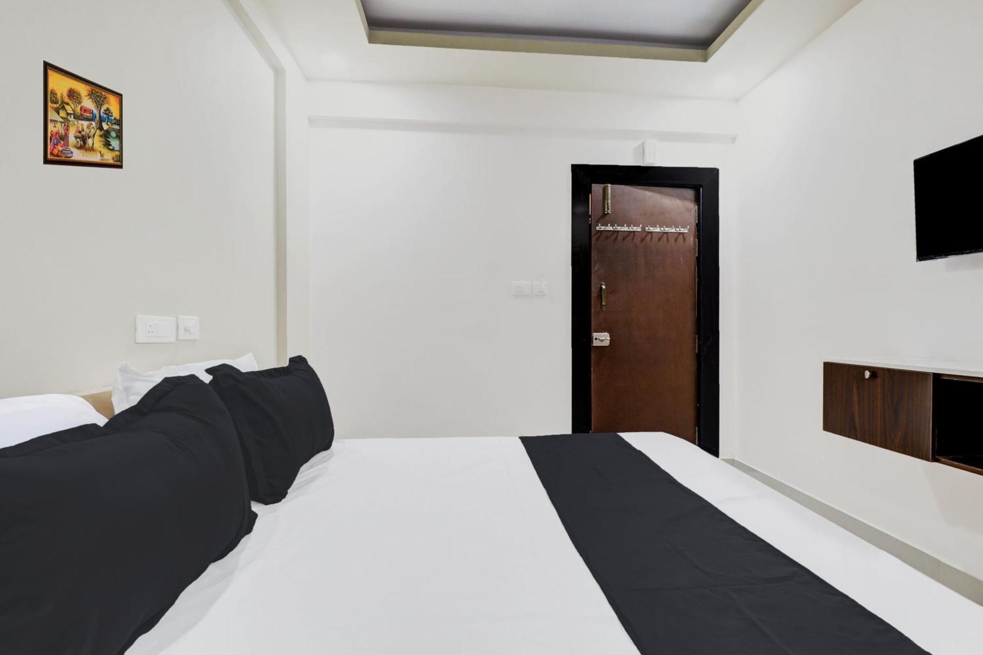 Super Hotel O Sri Harshitha Grand Near Zudio - Star Bazaar, Kundalhalli Gate バンガロール エクステリア 写真