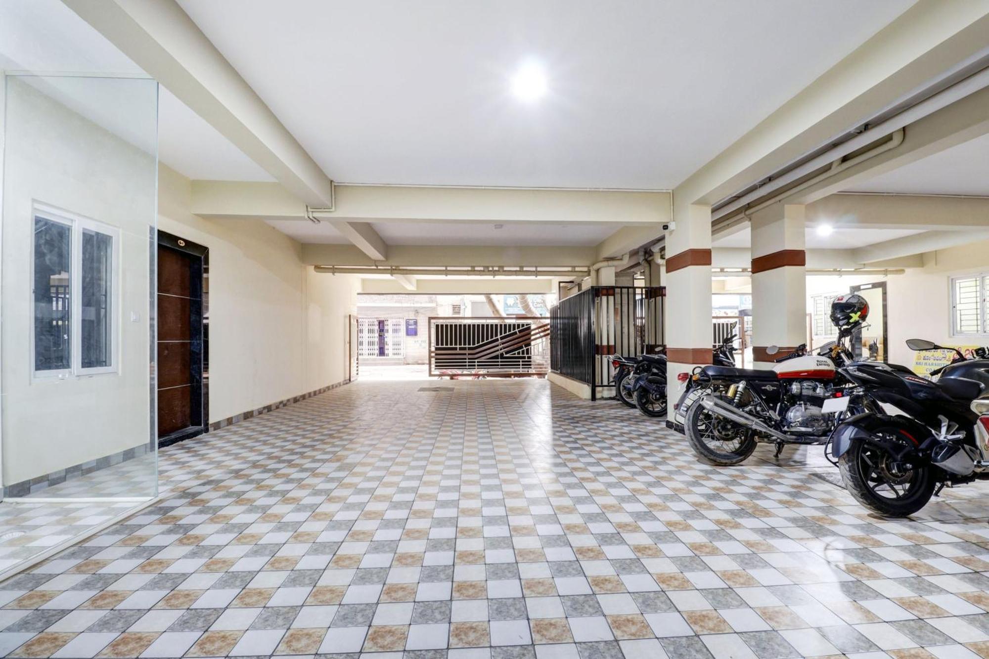 Super Hotel O Sri Harshitha Grand Near Zudio - Star Bazaar, Kundalhalli Gate バンガロール エクステリア 写真