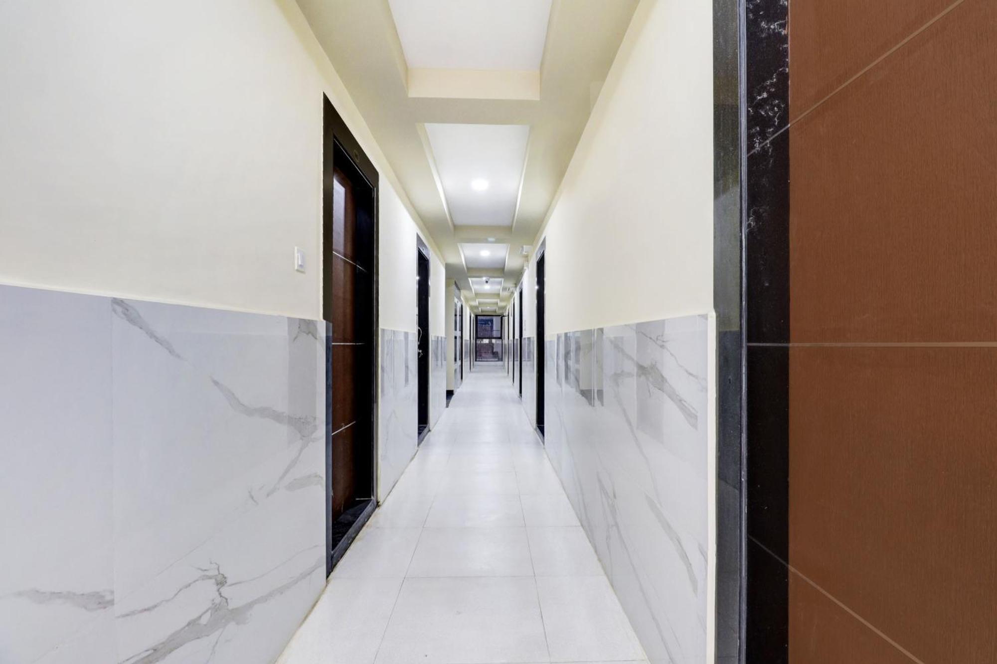 Super Hotel O Sri Harshitha Grand Near Zudio - Star Bazaar, Kundalhalli Gate バンガロール エクステリア 写真